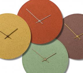 Nástěnné hodiny z betonu Clockies Elements 30, barevené odstíny