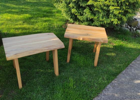 J&R Wood Design – Menší dubový stolek 