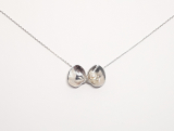 Katia Kolinger Jewelry – náhrdelník - mušle s perlou z Manuel Antonio, Kostarika /  The Necklace with pearl- a shell from Manuel Antonio, Costa Rica – 1