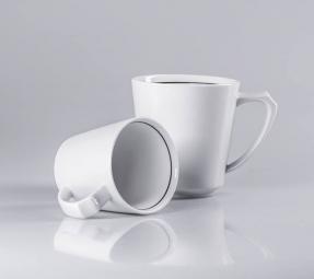 designový hrnek na čaj a kávu
