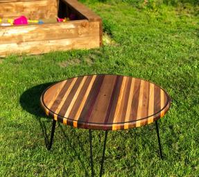Truhlárna ve stodole – Kulatý luxusní konferenční stolek z exotických dřevin
