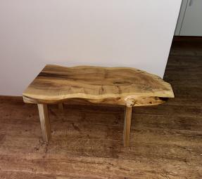 J&R Wood Design – Stolek z třešňového dřeva