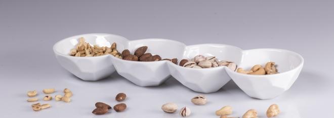 porcelán a technologie, mísy, misky, vázy na květiny, hrníčky, šálky, dózy, porcelánový hrnek